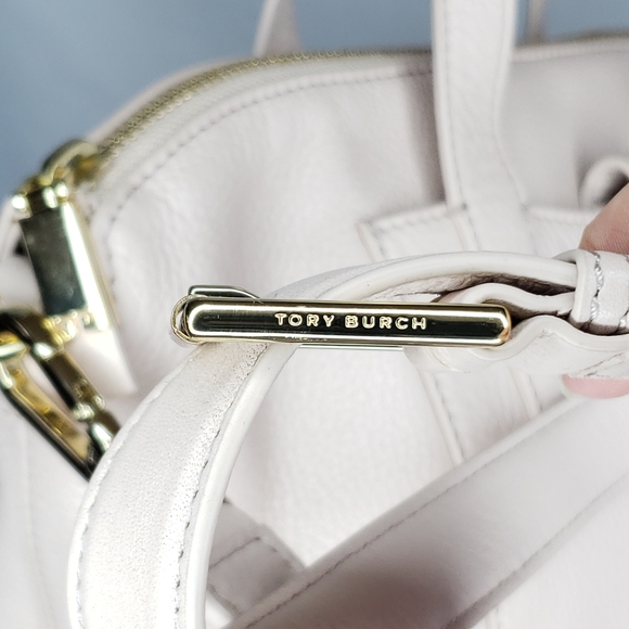 Tory Burch Blush Leather Handbag - Picture 14 of 16